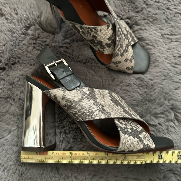 Rebecca Minkoff Black Gray Snake Print Slingback Heels - Picture 13 of 14